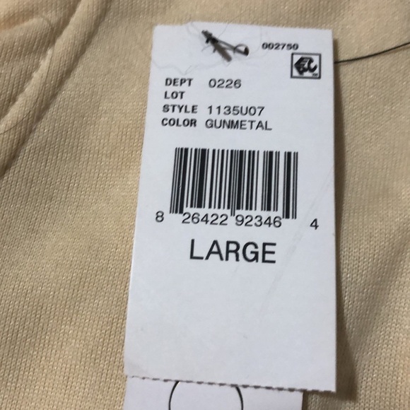 Women’s dress perfect for Holiday party - Picture 8 of 8